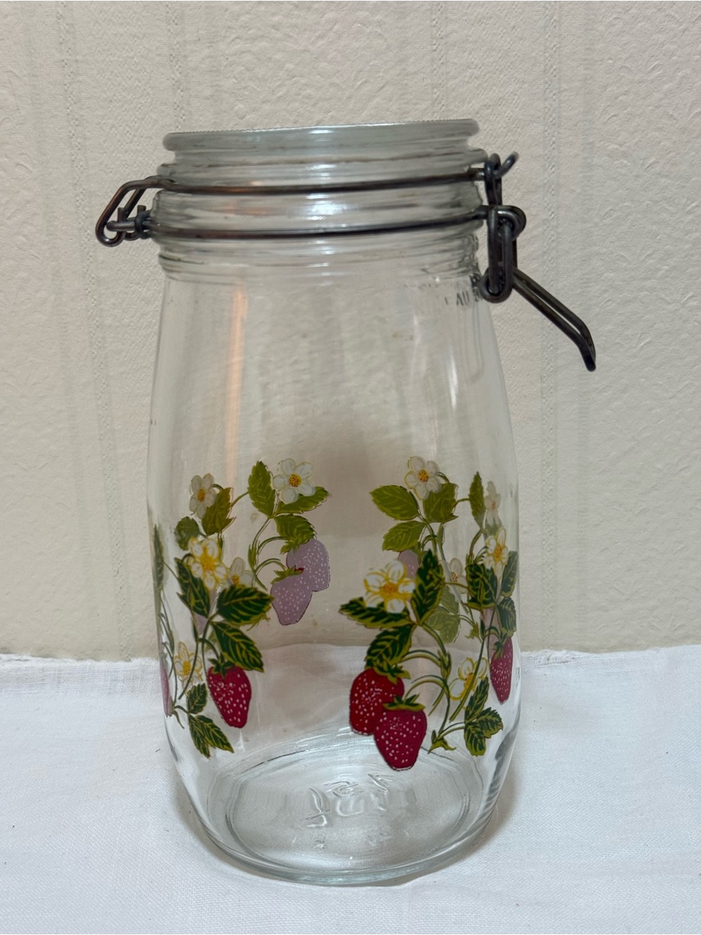 Vintage Arc France Strawberry & Floral Glass Canister Storage 1.5L